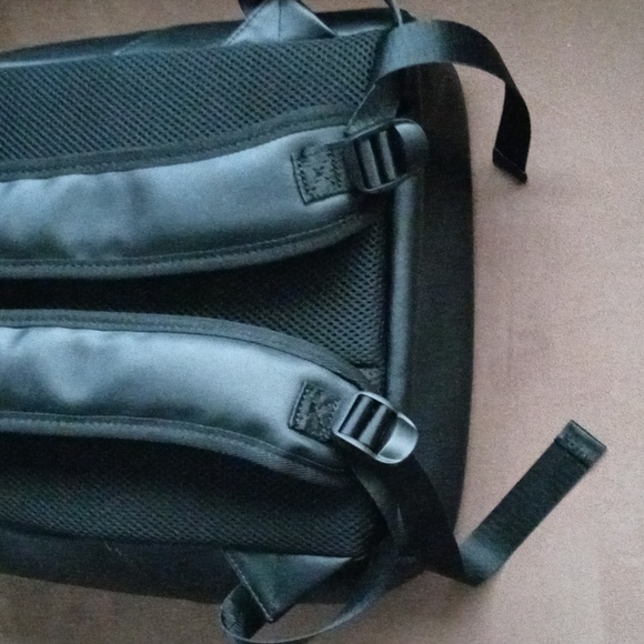 Black Leather Backpack - Picture 6 of 9